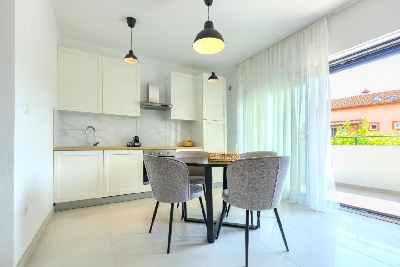 Apartments La Scogliera Rovinj Exterior photo